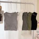 Sleeveless sports top