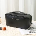 Travel cosmetic bag (Black) - Image 2