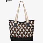 Versatile canvas bag (Brown braid)