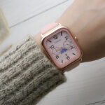 Rectangular fashion watch (Pink) - Image 3