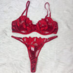 Leaf out crochet Bikini - Image 6
