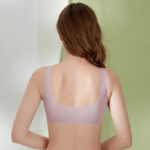 Front buckle seamless bra - Image 9