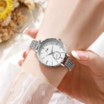 Large plate Fashionable watch (Silver)