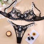 Flower lace bikini set - Image 10