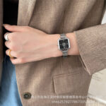 Retro Camellia watch [Silver Black] - Image 2