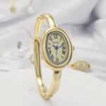 Bracelet oval shape watch [Gold Gold] - Image 2