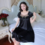 Color floral nightgown [Black]
