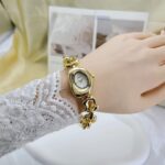 Cheese bracelet watch [Gold White]