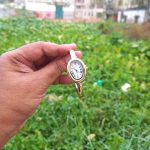 Bracelet oval shape watch [Gold White] - Image 5