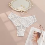 Lace leaf penty - Image 4