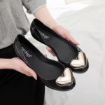 Love front shoes - Image 5
