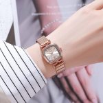 Rectangular HongKong watch [Rose Gold] - Image 2