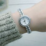 Rhinestone pearl strap watch (Silver)