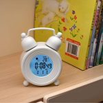 Astronaut Student Alarm Clock [White]